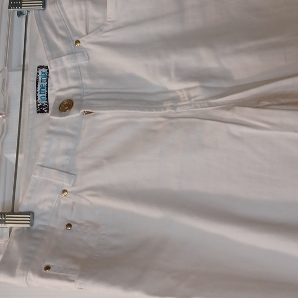 *White Capri sz 10 - Picture 5 of 8